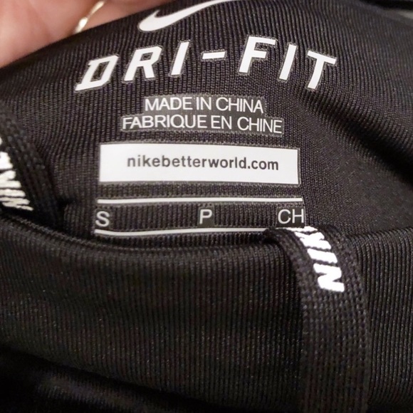 Dri-fit Nike Leggings - Picture 6 of 6